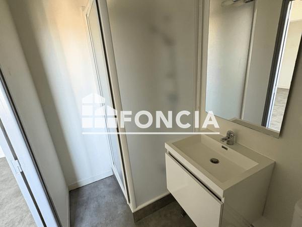Location Studio 21.96 m² - 16 18 BOULEVARD DU ROI RENE Angers 49100
