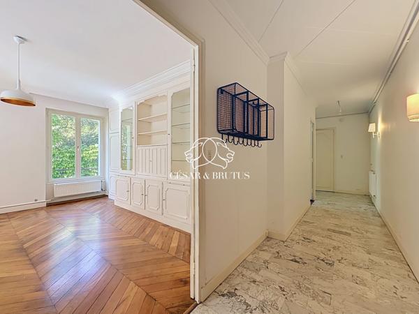 T3 de 73m2 + cave (secteur Burdeau/jardin des plantes)