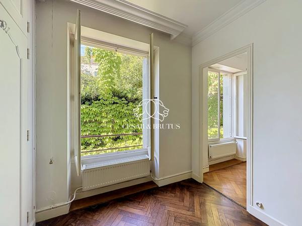 T3 de 73m2 + cave (secteur Burdeau/jardin des plantes)