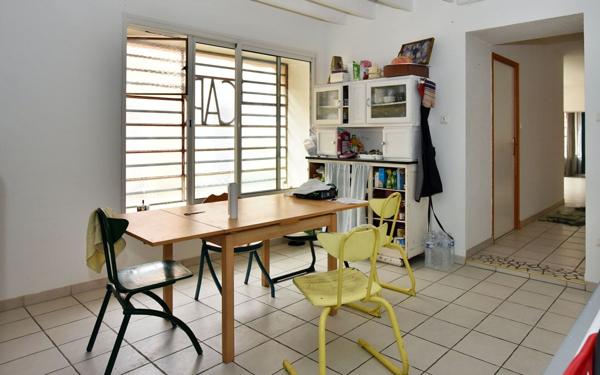 Maison à vendre    5 pièces • 287 m2 Roanne