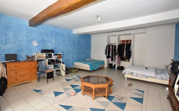 Maison à vendre    5 pièces • 287 m2 Roanne