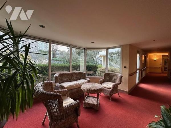 ANGERS CENTRE - Dans résidence Seniors de standing