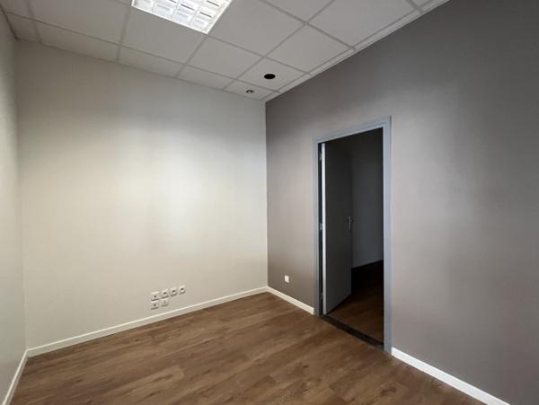 Location Boutique 5 pièces Margny-lès-Compiègne (60280) - PROCHE GARE