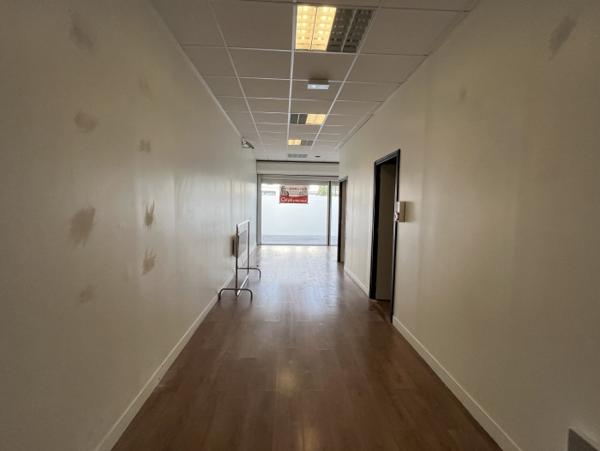 Location Boutique 5 pièces Margny-lès-Compiègne (60280) - PROCHE GARE