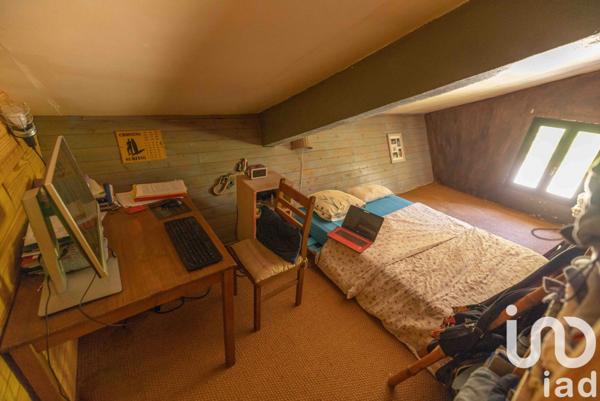 House for sale 6 rooms 200 m² Saint-Denis