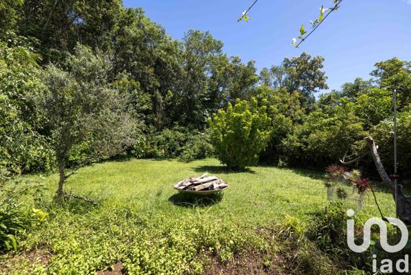 House for sale 6 rooms 200 m² Saint-Denis