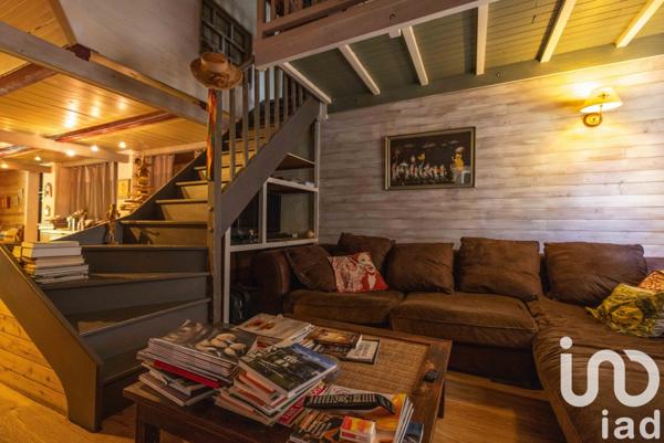 House for sale 6 rooms 200 m² Saint-Denis