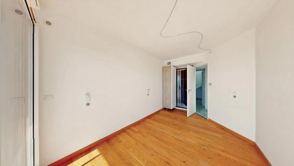 Marseille (13006) DERNIER ETAGE DUPLEX VUE MER TERRASSES COURS JULIEN 13006