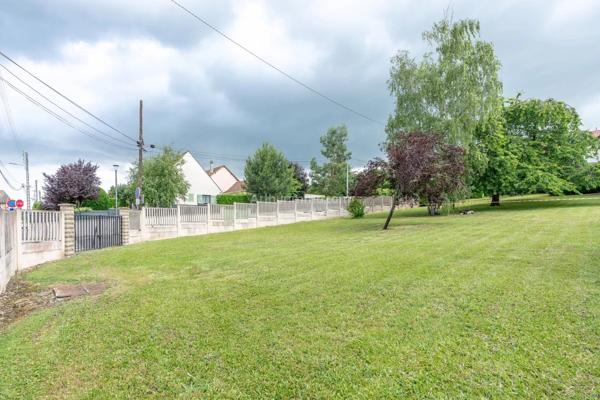 Vente                                                      Terrain
                        
                                         404 m2                     à Dampmart