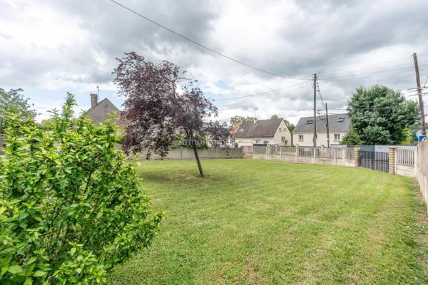 Vente                                                      Terrain
                        
                                         404 m2                     à Dampmart