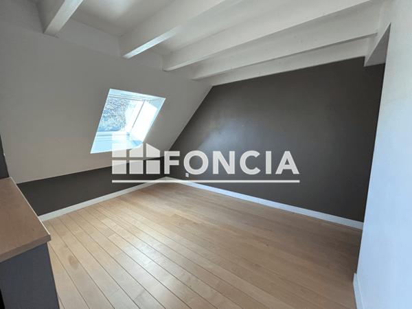 Location Appartement 2 pièces 35.89 m² - 12 RUE PROSPER MERIMEE Vannes 56000