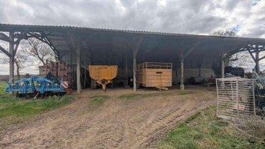Hangar à vendre à Gaël en Ille-et-Vilaine (35290), ref : 2508