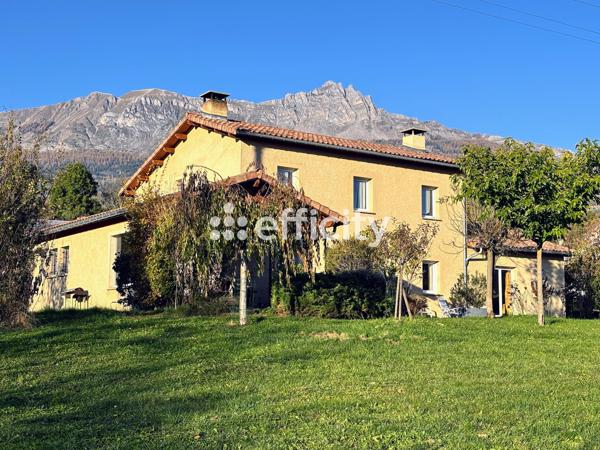 Maison 8 pièces - 256 m² Bien prestige