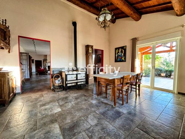 Maison 8 pièces - 256 m² Bien prestige