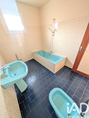 Immeuble à vendre 155 m² Lussac-les-Châteaux