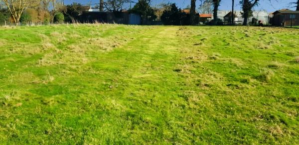 Terrain Constructible à Geste 1360 m2