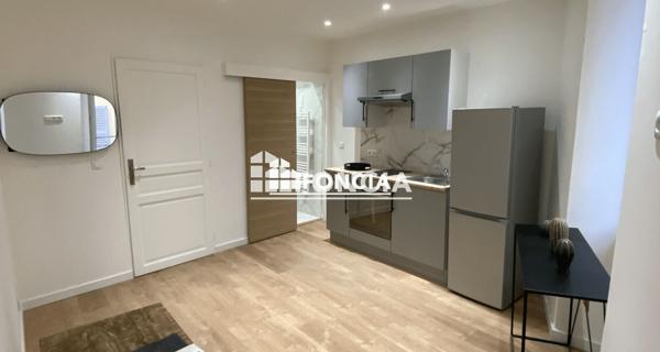 Location Studio meublé 15.91 m² - Grasse 06130