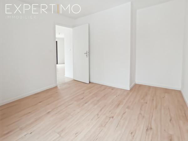 Étampes (91150) Magnifique 2 pièces avec terrasse dans petite résidence sécurisée à faibles charges en plein coeur d'Etampes