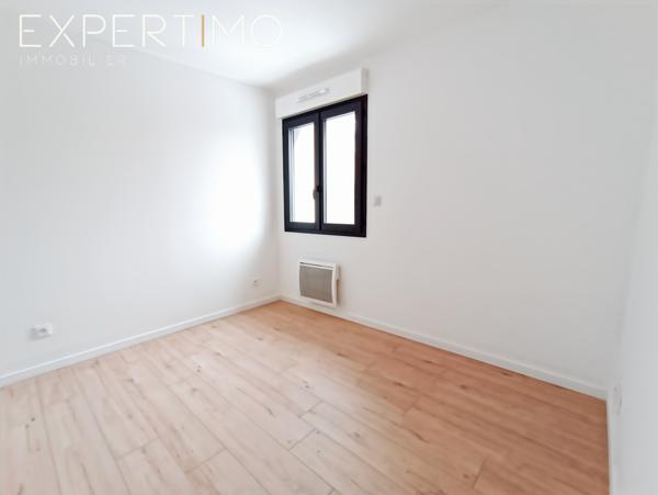 Étampes (91150) Magnifique 2 pièces avec terrasse dans petite résidence sécurisée à faibles charges en plein coeur d'Etampes