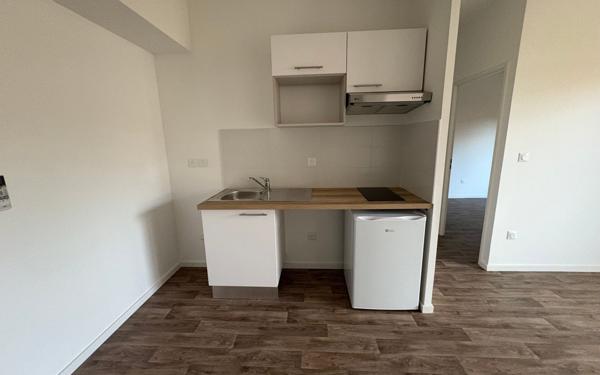 Appartement à vendre    2 pièces • 42 m2 Castelginest