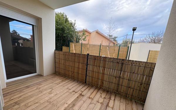 Appartement à vendre    2 pièces • 42 m2 Castelginest