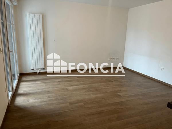 Location Appartement 2 pièces 47.2 m² - BAT A Marcq En Baroeul 59700