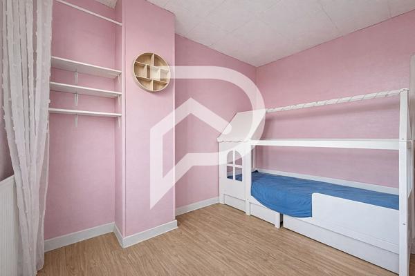 Immeuble 9 pièces 180 m2