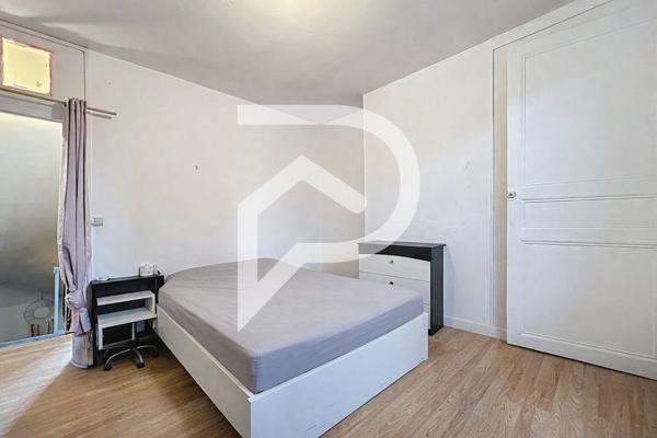 Immeuble 9 pièces 180 m2