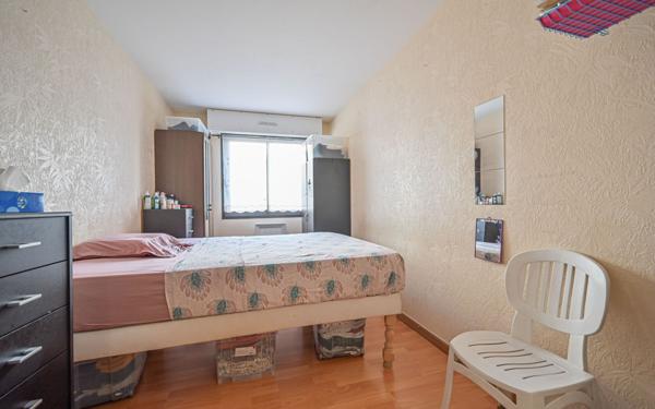 Appartement à vendre    4 pièces • 79,53 m2 Paris 19