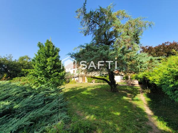 Maison 9 pieces - 221m²