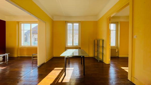 Epinal centre, appartement chaleureux avec garage