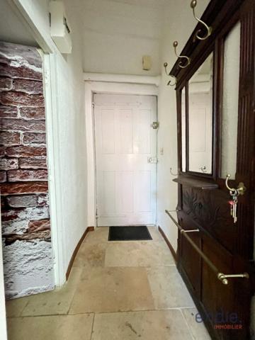 LORGUES GRAND APPARTEMENT T1 RENOVE