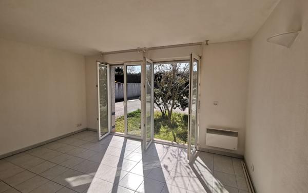 Immeuble à vendre    16 pièces • 328 m2 Aucamville