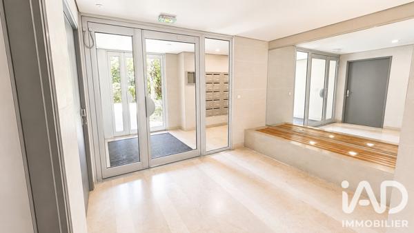 Appartement à vendre 3 pièces 65 m² Courbevoie