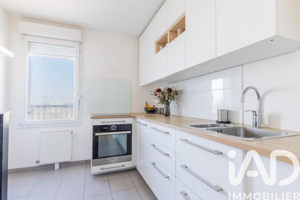 Appartement à vendre 3 pièces 67 m² Viry-Châtillon