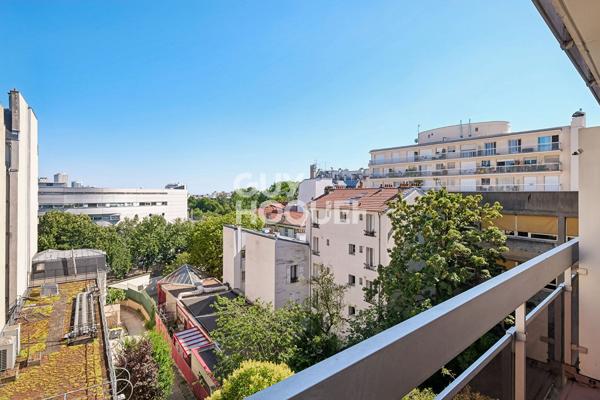 Studio avec balcon terrasse et vue dégagée - Gambetta