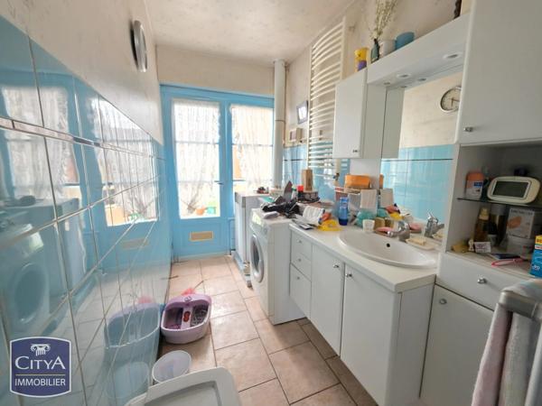 Maison à vendre 4 pièces 85.3m² Comines (59560)