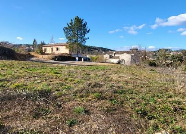 Terrain à vendre    Joyeuse