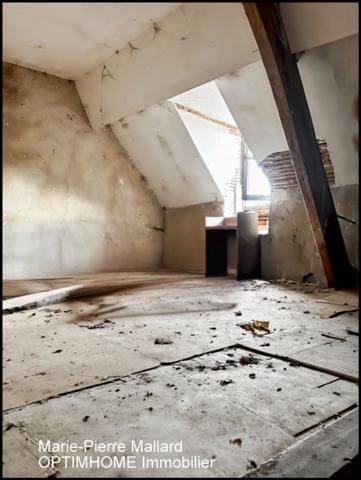Maison de famille à rénover à Saint-Amand, à cinq minutes d'Aubusson
