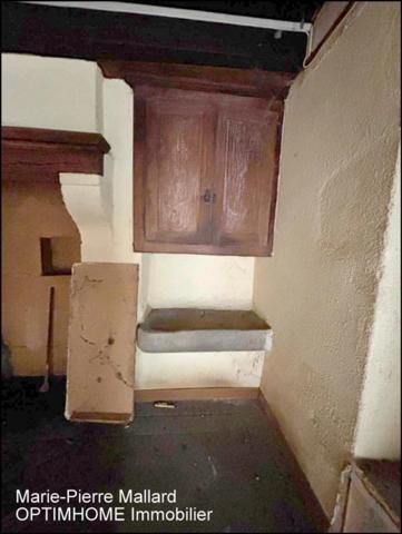 Maison de famille à rénover à Saint-Amand, à cinq minutes d'Aubusson