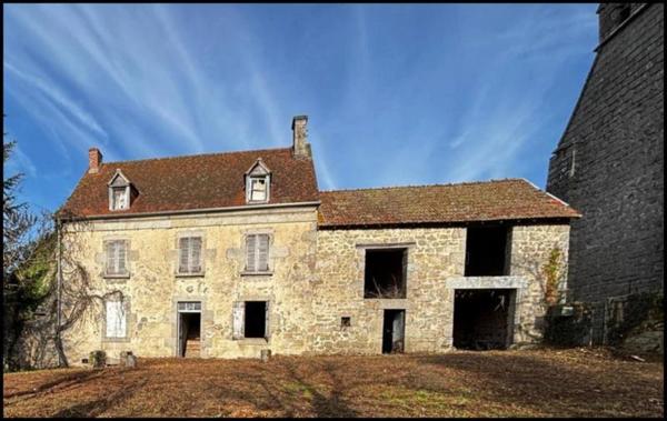 Maison de famille à rénover à Saint-Amand, à cinq minutes d'Aubusson
