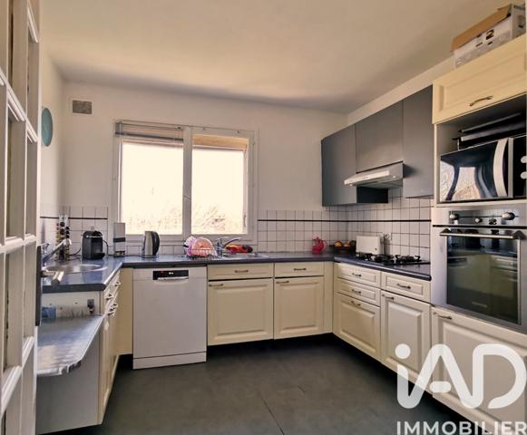 Appartement à vendre 4 pièces 85,56 m² Enghien-les-Bains