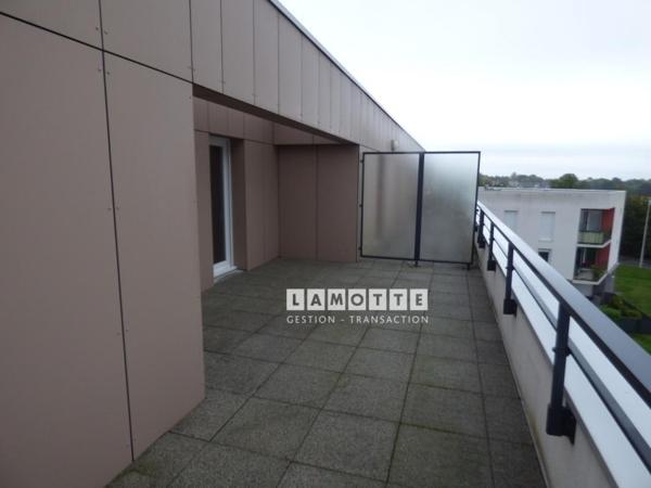 Appartement à louer 4 pièces - 82 m²