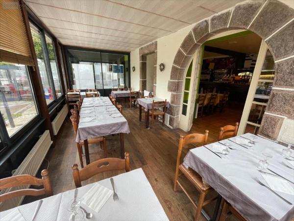 Fonds et/ou murs commerciaux à vendre à Lanmeur dans le Finistère (29620), ref : 22097-1063737