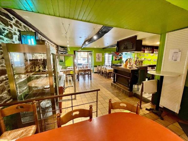 Fonds et/ou murs commerciaux à vendre à Lanmeur dans le Finistère (29620), ref : 22097-1063737