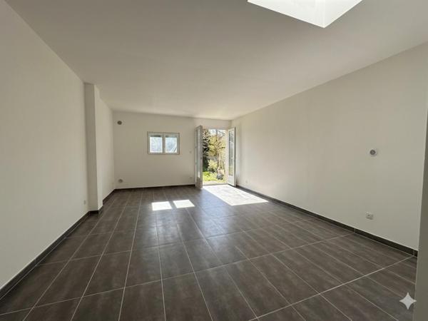 A VENDRE : Immeuble à LILLE • • 263 000 € FAI • Réf. 1826