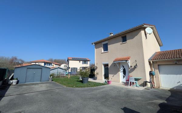 Maison à vendre    4 pièces •  Bourgoin-Jallieu