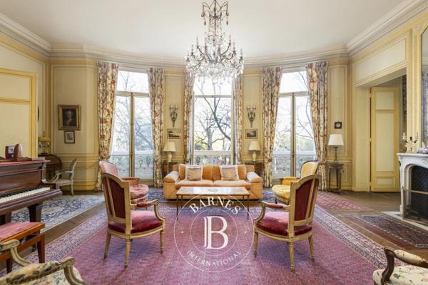 Paris 7ème, Appartement 4 Chambres -  264 m² à vendre