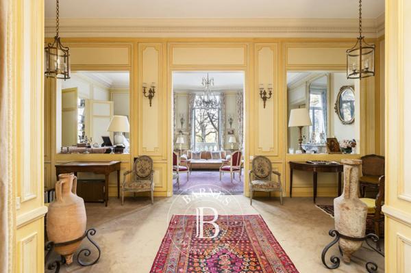 Paris 7ème, Appartement 4 Chambres -  264 m² à vendre