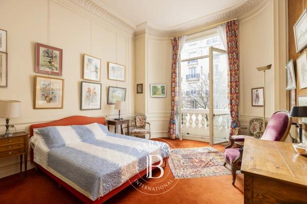 Paris 7ème, Appartement 4 Chambres -  264 m² à vendre